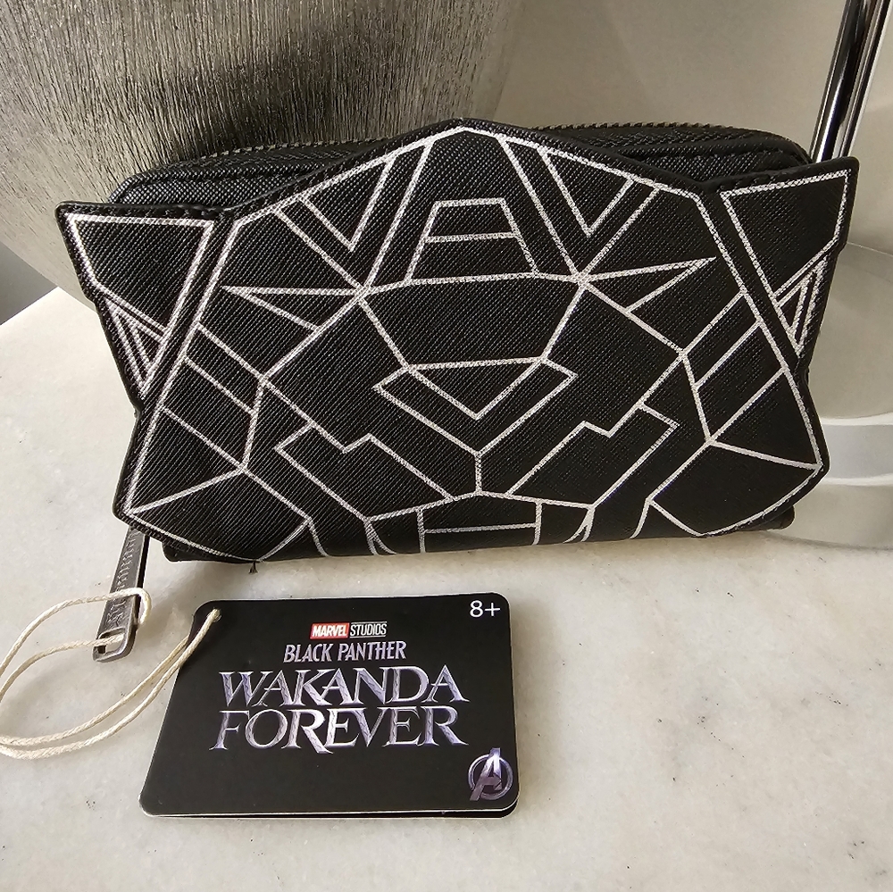 Black Panther Wakanda Forever Wallet